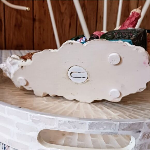 Holiday Santa And His Sleigh With Rainder - Picture 12 of 12